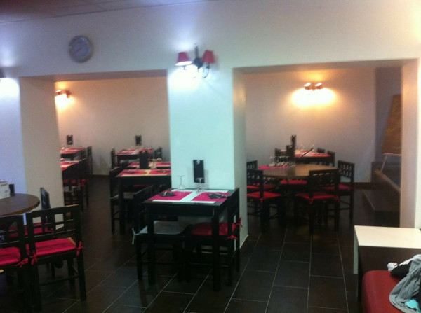 Restaurant avec DJ anniversaire